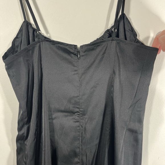 Forever 21 Black Satin Slip Dress Women's Medium - Picture 5 of 8